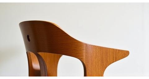 Restauratie van een vintage houten stoel